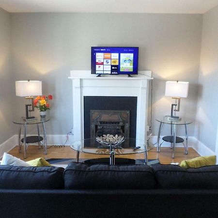 オタワBright, Clean, Private. In The Heart Of Downtown! Parking, Wi-Fi And Netflix Includedアパートメント エクステリア 写真